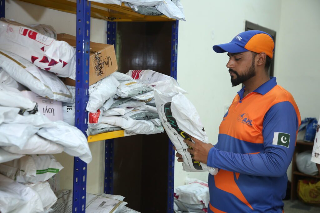 E-Commerce Logistics